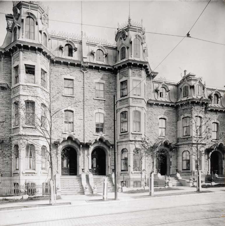 De 1945 à 1963, les bureaux du Président général des élections